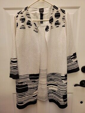 Chico's Open-Front Black & White Patterned Women's Jacket